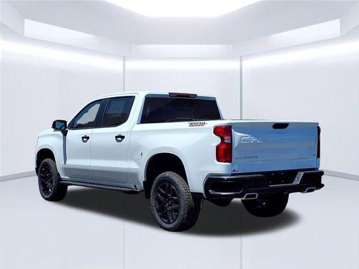 Summit White 2026 Chevrolet Silverado 1500 LT Trail Boss