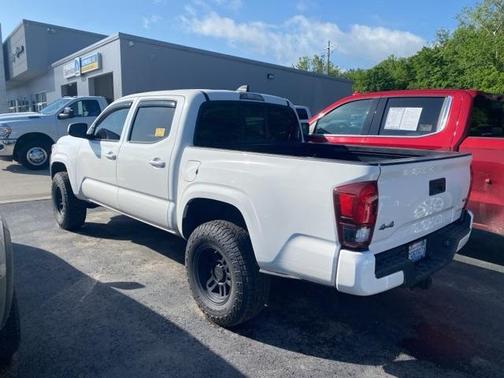 2020 Toyota Tacoma SR