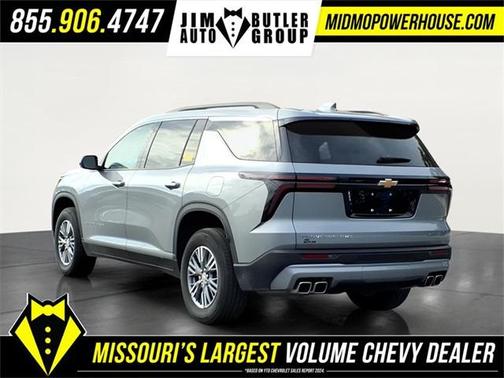 2025 Chevrolet Traverse LT