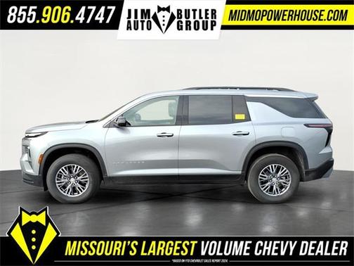 2025 Chevrolet Traverse LT