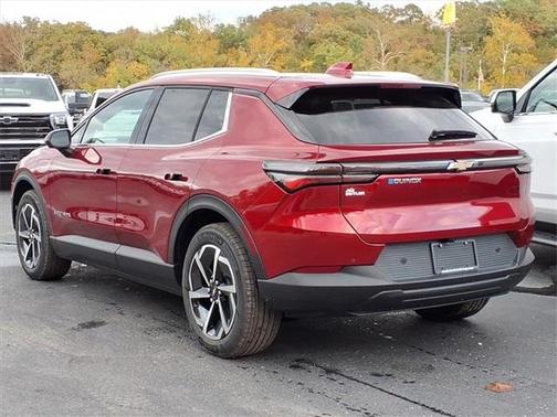 2026 Chevrolet Equinox EV LT 2