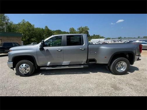2025 Chevrolet Silverado 3500 LT
