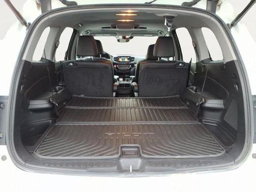 2022 Honda Pilot Touring 7-Passenger