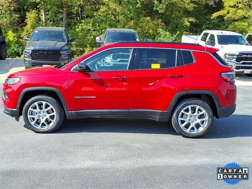 2023 Jeep Compass Latitude Lux