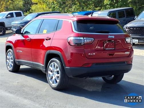 2023 Jeep Compass Latitude Lux