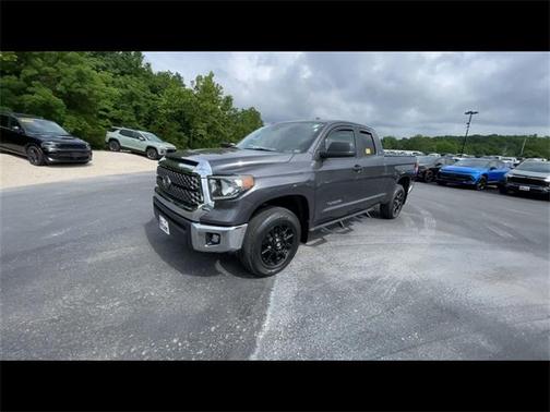 2018 Toyota Tundra SR5