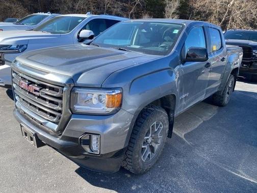 2022 GMC Canyon AT4 w/Leather