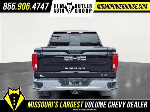 2022 GMC Sierra 1500 SLT