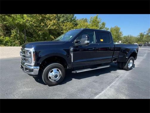2024 Ford F-350 Lariat Super Duty
