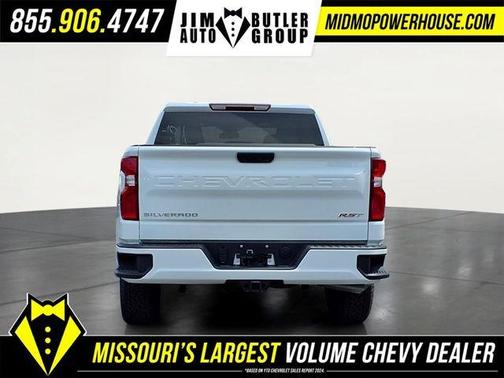 Summit White 2026 Chevrolet Silverado 1500 RST