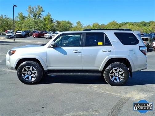 2024 Toyota 4Runner TRD Off Road