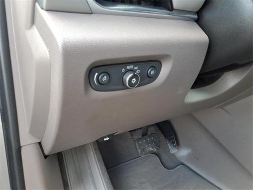 2018 Chevrolet Traverse LT Leather