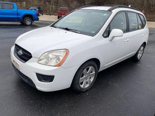 2008 Kia Rondo 