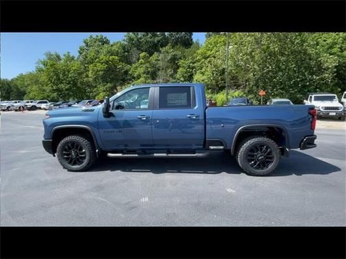 2025 Chevrolet Silverado 3500 LT