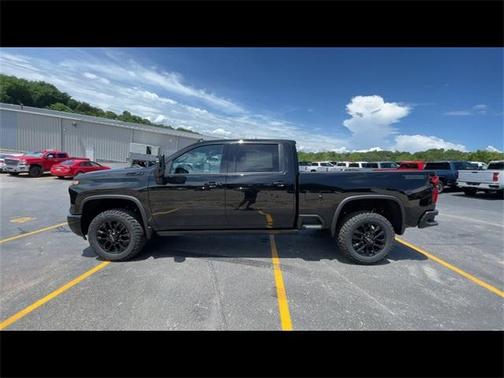 2025 Chevrolet Silverado 3500 LTZ