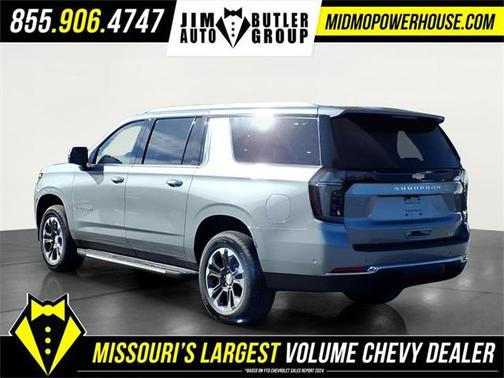 2026 Chevrolet Suburban LT