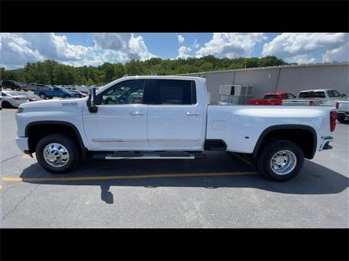 2025 Chevrolet Silverado 3500 High Country