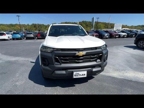 2024 Chevrolet Colorado WT