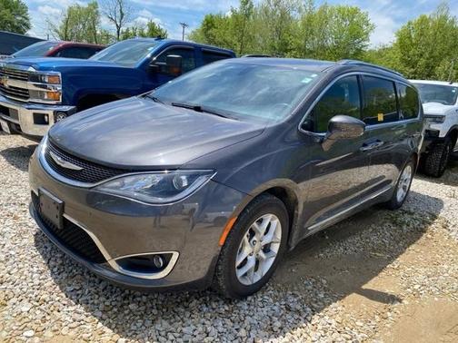 2019 Chrysler Pacifica Touring-L