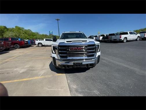 2024 GMC Sierra 3500 SLE