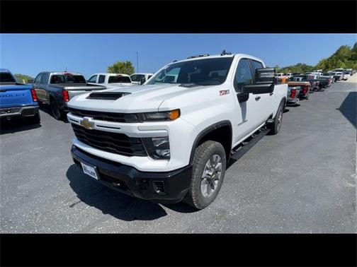 2026 Chevrolet Silverado 2500 Custom