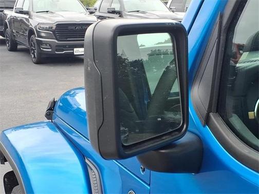 2025 Jeep Wrangler Sahara