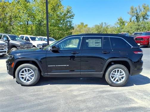 2025 Jeep Grand Cherokee Laredo X