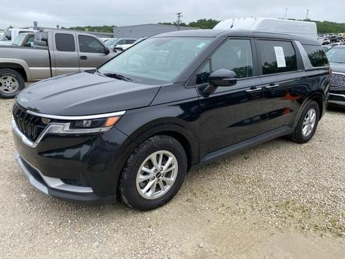 2022 Kia Carnival LXS