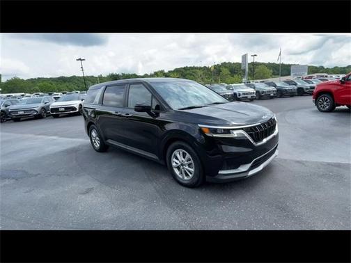 2022 Kia Carnival LXS