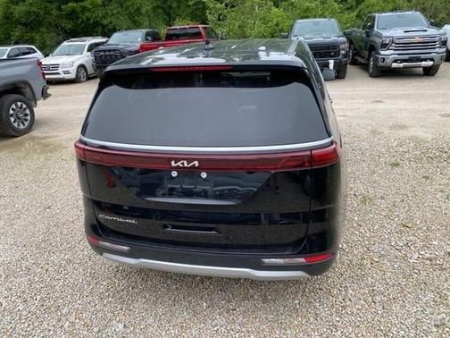 2022 Kia Carnival LXS