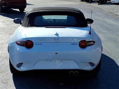 2022 Mazda MX-5 Miata Grand Touring