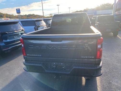2020 Chevrolet Silverado 2500 Custom