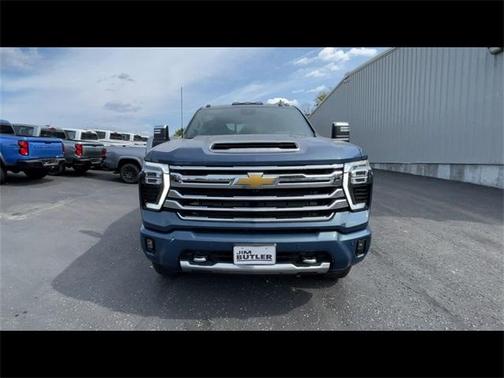 2025 Chevrolet Silverado 3500 High Country