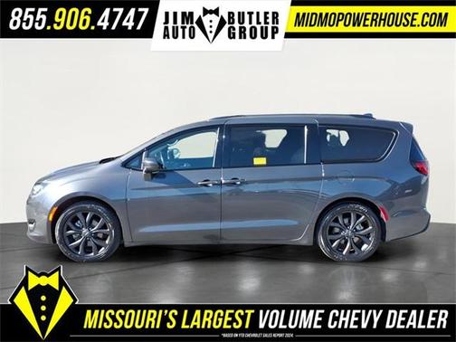 2020 Chrysler Pacifica Touring-L