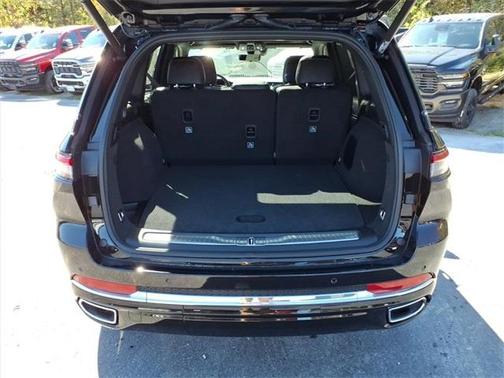 2025 Jeep Grand Cherokee Overland