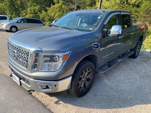 2018 Nissan Titan XD SL