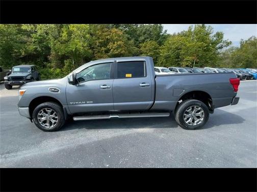 2018 Nissan Titan XD SL