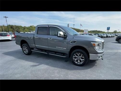 2018 Nissan Titan XD SL