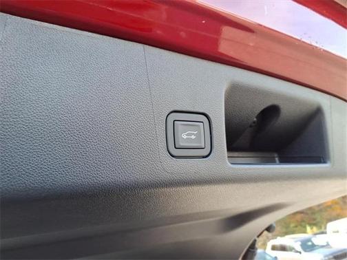 2026 Chevrolet Equinox EV LT 2