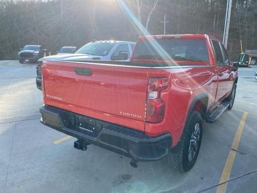 2025 Chevrolet Silverado 2500 Custom