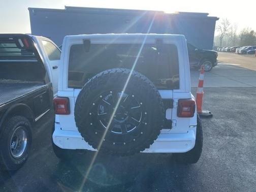 2021 Jeep Wrangler Unlimited Sahara Altitude