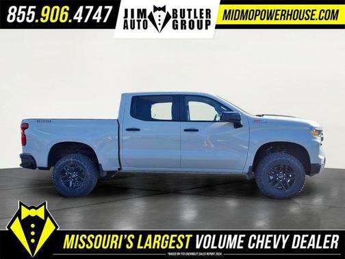 White Sand 2026 Chevrolet Silverado 1500 Custom Trail Boss