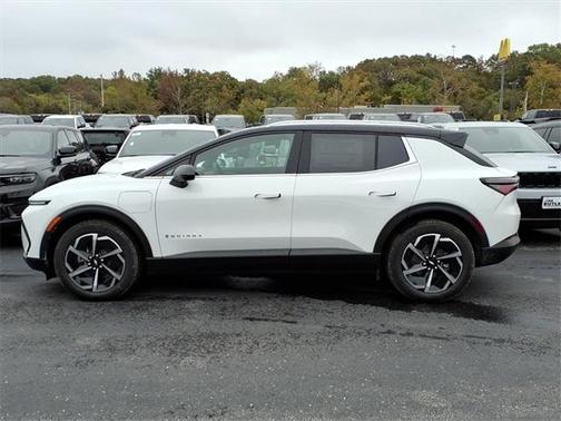2026 Chevrolet Equinox EV LT 2