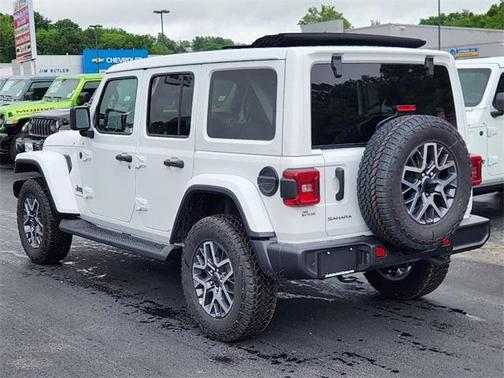 2025 Jeep Wrangler Sahara