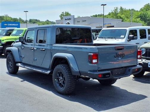 2025 Jeep Gladiator Sport