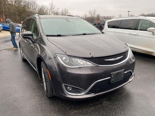 2018 Chrysler Pacifica Touring-L