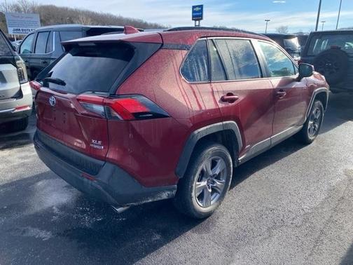 2024 Toyota RAV4 Hybrid XLE