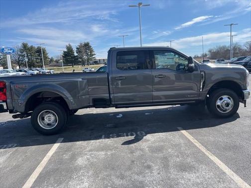 2025 Ford F-350 Lariat