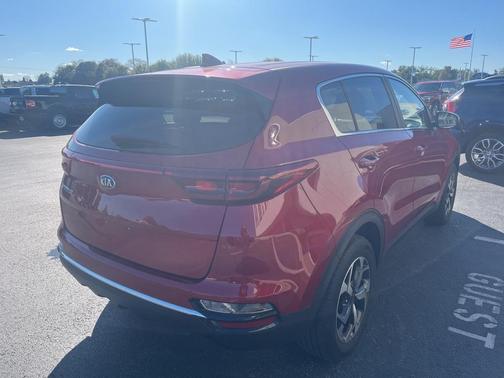 2022 Kia Sportage LX