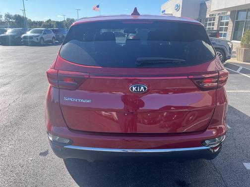 2022 Kia Sportage LX